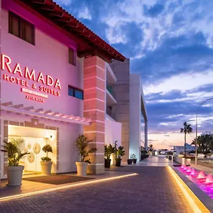 Ramada & By Wyndham 4*, Ajía Nápa Ciprus